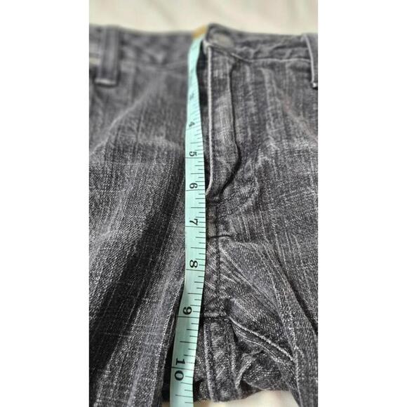 Robin's Jean Women's Straight Leg Riveted Distressed Black Denim Jeans Size 31 - Picture 10 of 11